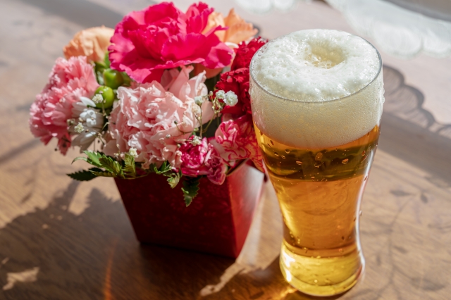 お花とビール